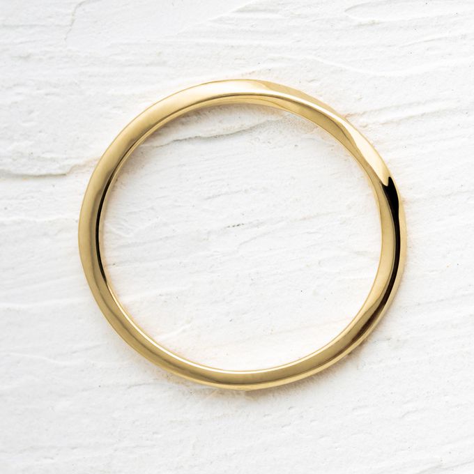 Aliança Casamento em ouro 1.5mm Torcida Cloe - Par 