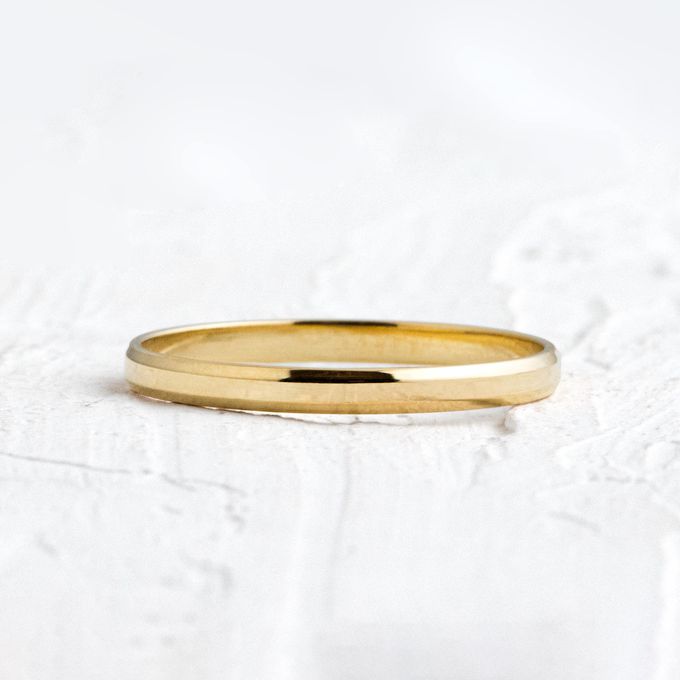 Aliança de Casamento em Ouro 2mm Chanfrada Lucy - Par