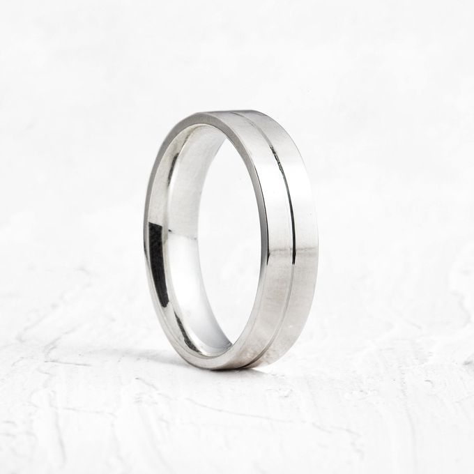  Aliança de Namoro em Prata esterlina 925 5mm Cravação Crystal - Par
