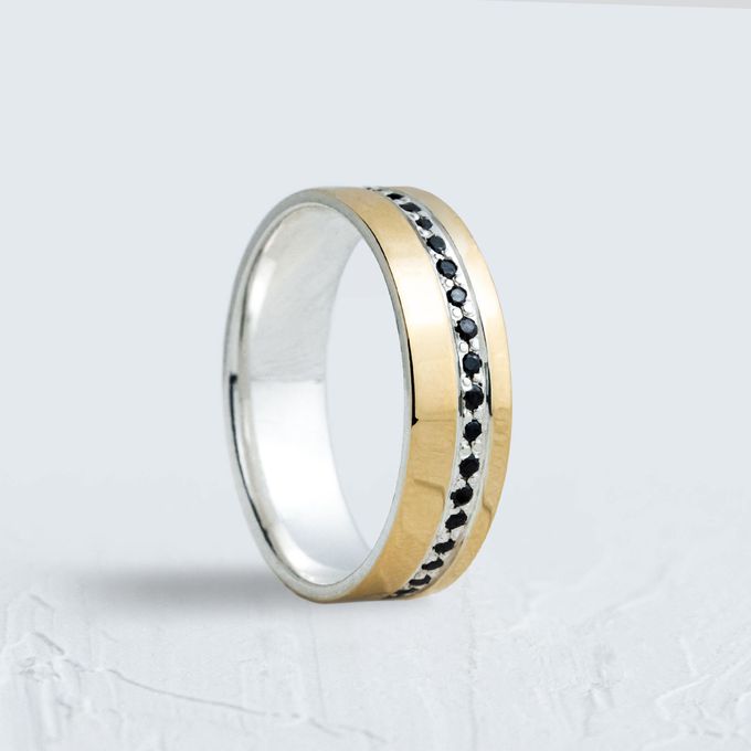 Aliança de Noivado Casamento Revestida em Ouro 5mm Cravação Eclipse - Par