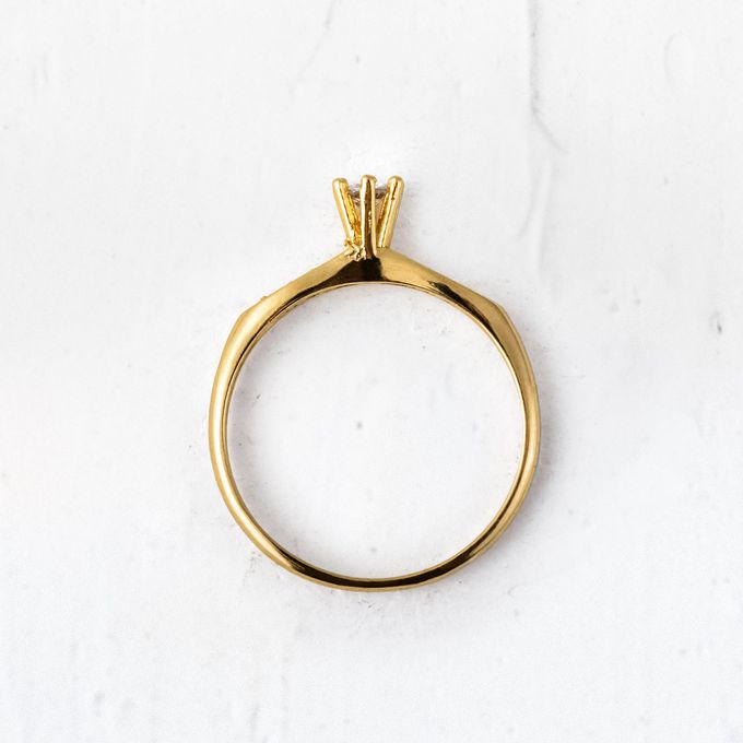 Anel Solitário Banhado a Ouro Deluxe