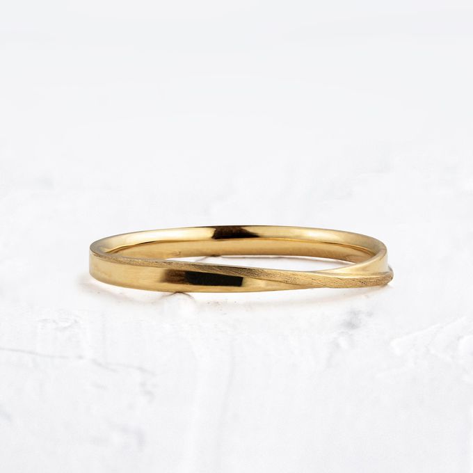 Aliança de Casamento em Ouro Curvas 2mm - Unidade