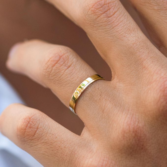 Aliança de Casamento em Ouro 3mm Reta Friso Português - Par