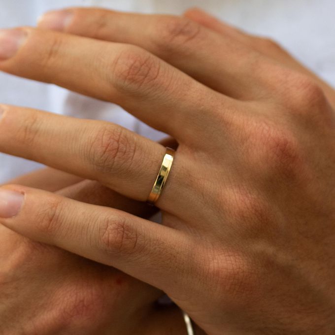 Aliança de Casamento em Ouro 3mm Reta Friso Português - Par