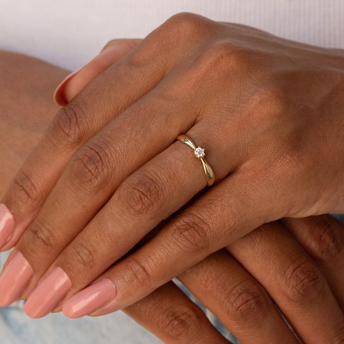 Anel de Noivado em Ouro Solitário Zelda