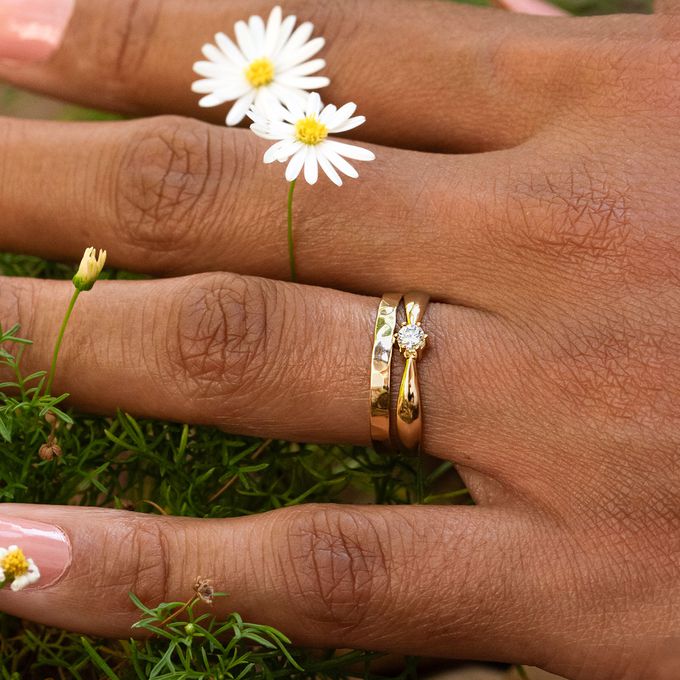 Anel de Noivado em Ouro Solitário Zelda