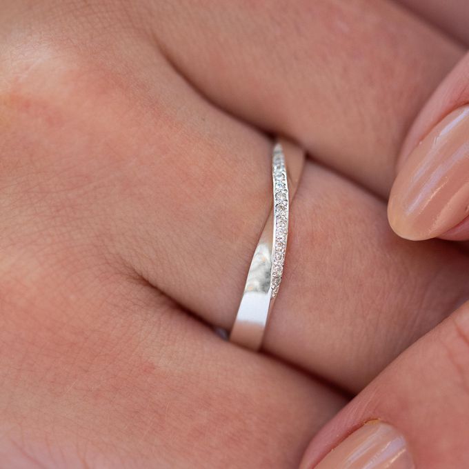 Aliança de Namoro Prata esterlina 925 3mm Infinity Cravejada - Unidade