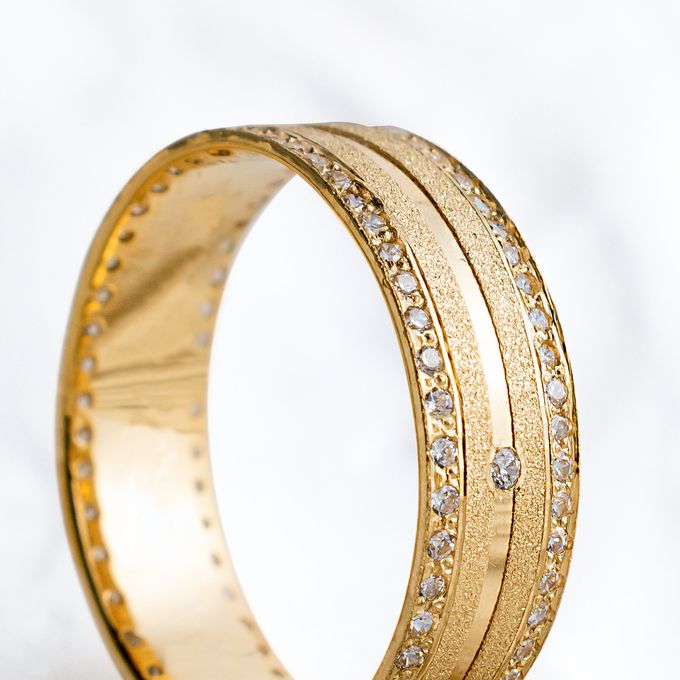 Aliança de Casamento em Ouro 6mm Diamantado Pedras Alteza - Par