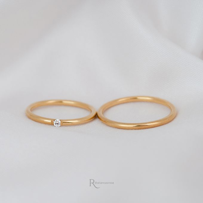 Aliança de Casamento em Ouro 1,5mm Cravação Trabalhada Ariel - Par