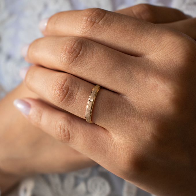 Aliança de Casamento Ouro 3mm Reta Diamantado Fiora - Unidade 