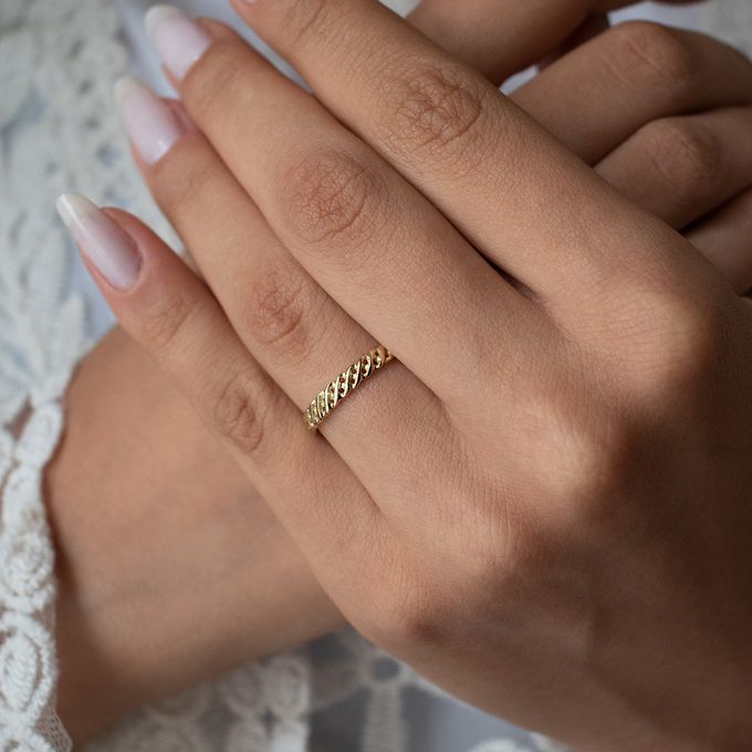 Aliança de Casamento em Ouro 3mm Detalhada Freya - Unidade