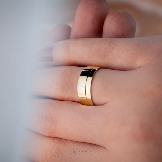 Aliança de Casamento em Ouro 7mm Reta Friso Londres - Par