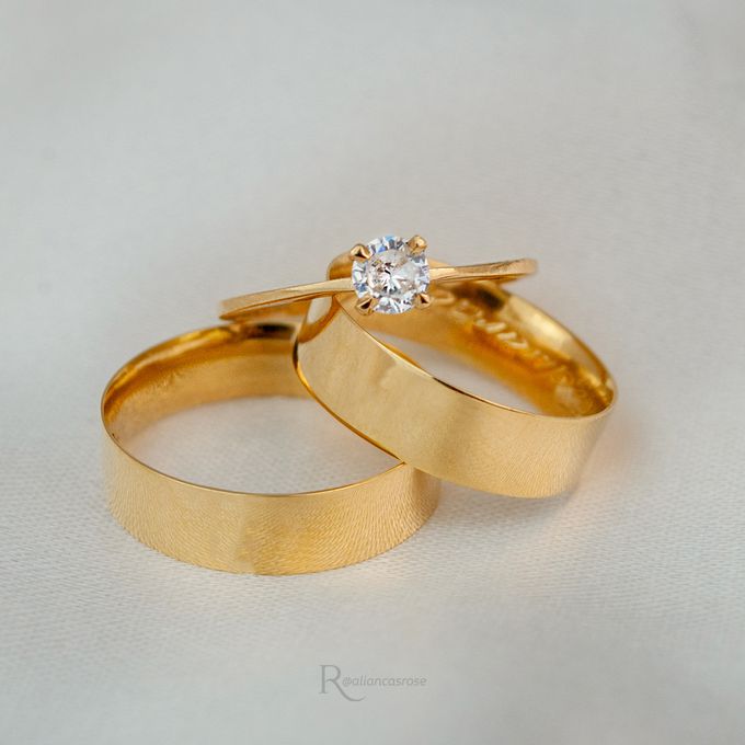 Aliança de Casamento em Ouro 5mm Bahamas e Anel Solitário Mon Amour - Combo
