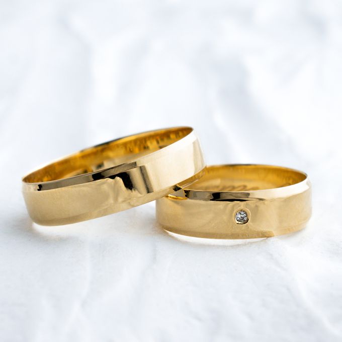 Aliança de Casamento em Ouro 5mm Chanfrado Lucy - Par