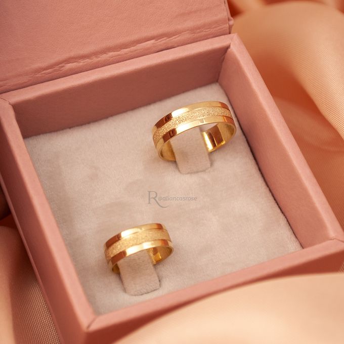Aliança de Casamento em Ouro 6mm Diamantado Roma - Par