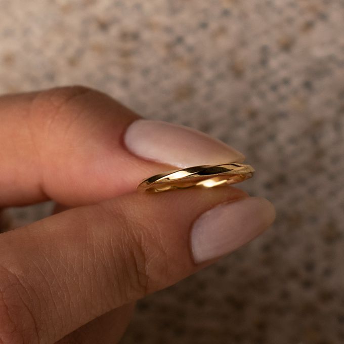 Aliança de Casamento em Ouro 1.5mm Torcido Vórtice - Par