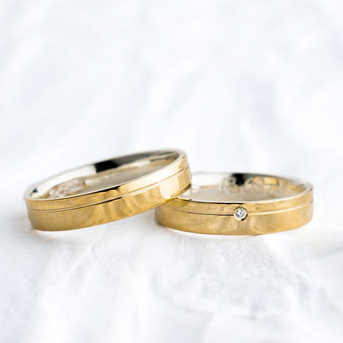 Aliança de Noivado Casamento Revestida em Ouro 4mm Friso Português - Par