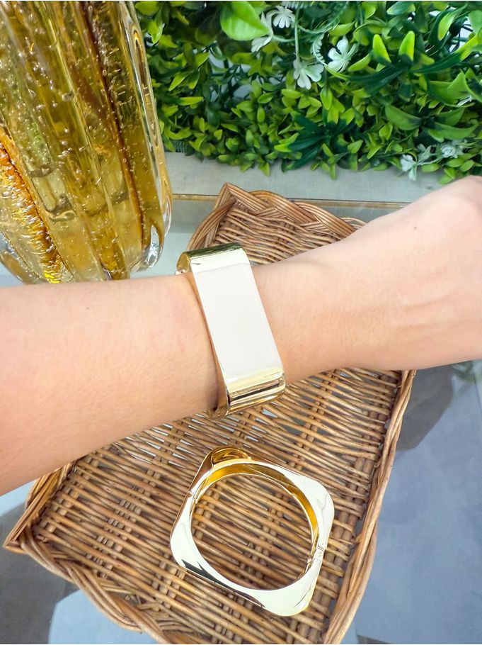 Bracelete Quadrado Dourado Grosso