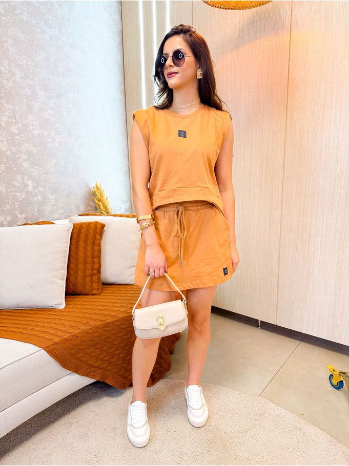 Conjunto Yara Moletinho Caramelo Short Saia 