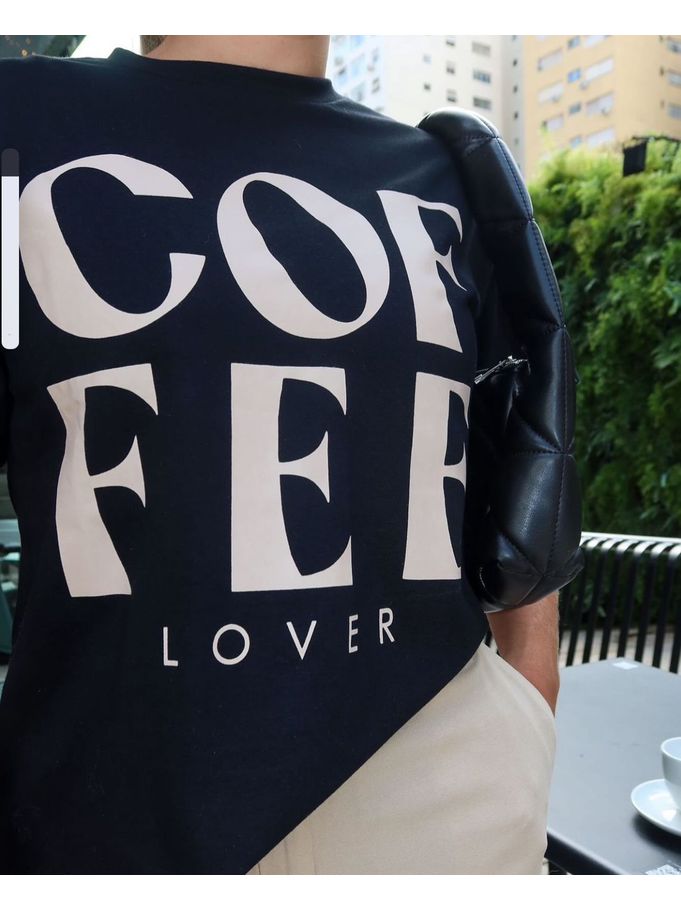 T Shirt Cofee Preta 