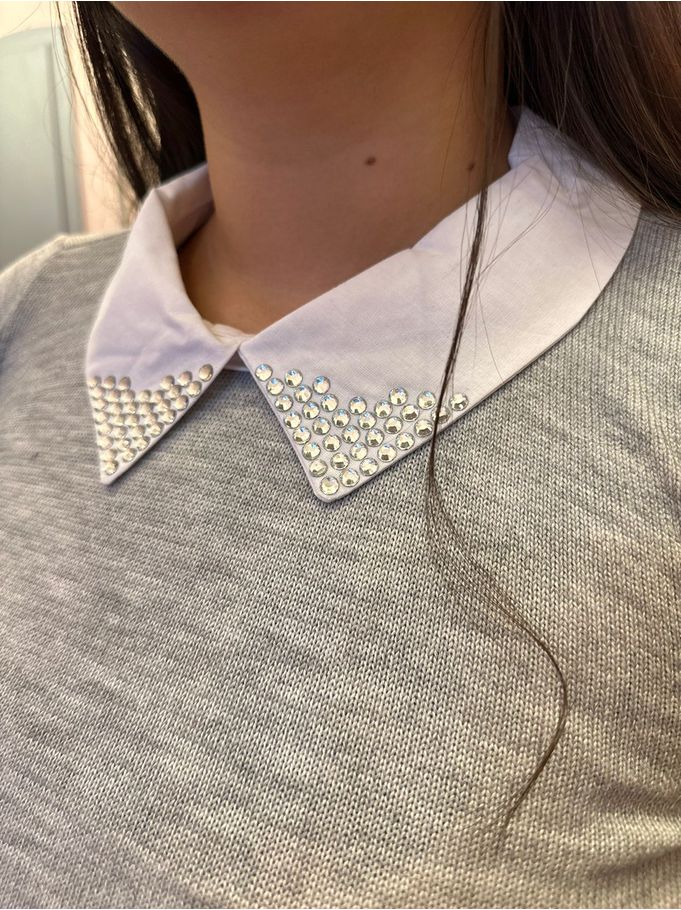 Tricot Olga Cinza com pedrinhas na Gola