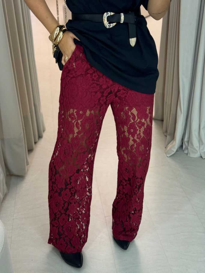 CALÇA RUTY RENDA VINHO