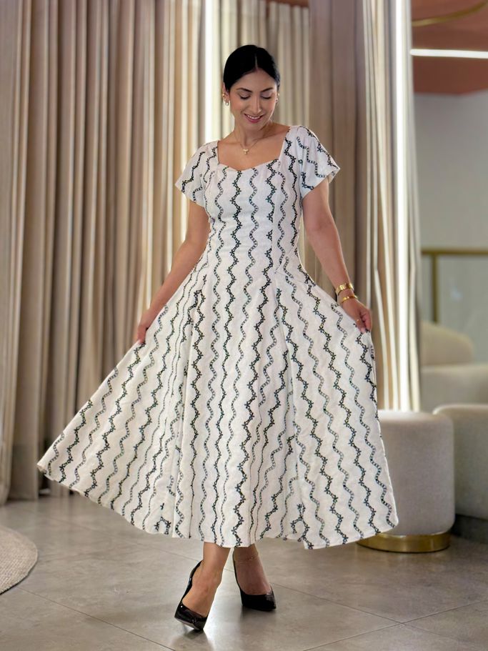 Vestido Camila Areia E Preto 