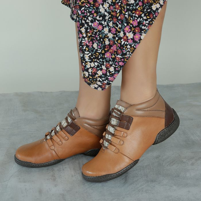 Bota Em Couro Vitore cor tamara J.Gean