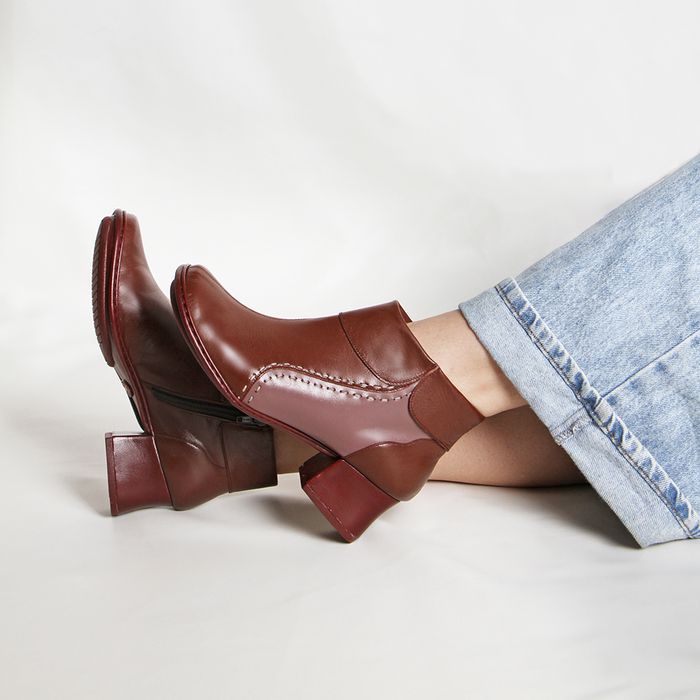 Bota Feminina Salto Médio Em Couro Vinho J.gean