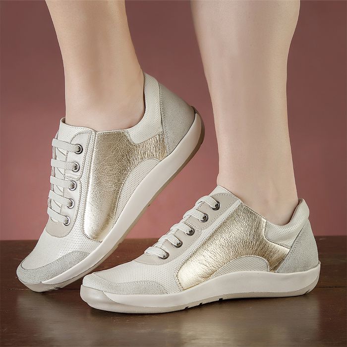 Tênis New Wave Feminino em Couro cor Gelo J.Gean GK0003