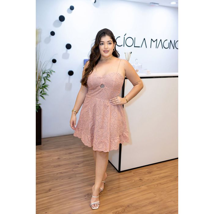 Vestido Valentina Curto em Lese Rosé | Leveza e De... - LUCIOLA MAGNO