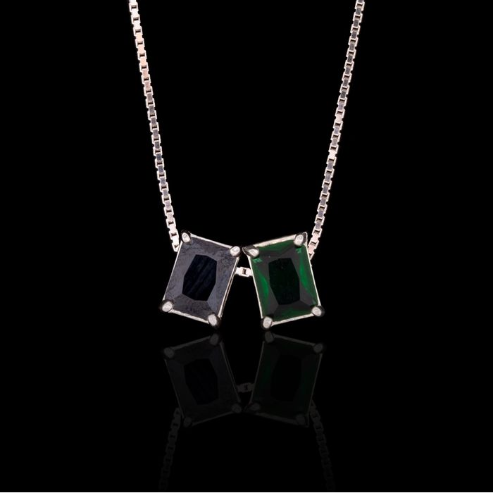 Escapulário Zircônias Preto/Paraíba 6x9mm Prata 925