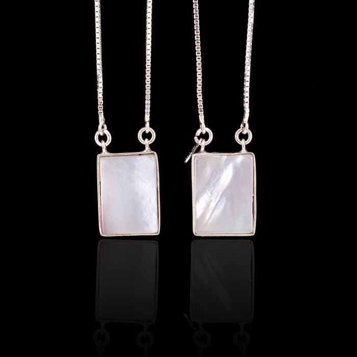 Escapulário Pedra Natural Madrepérola 15x10mm Prata 925