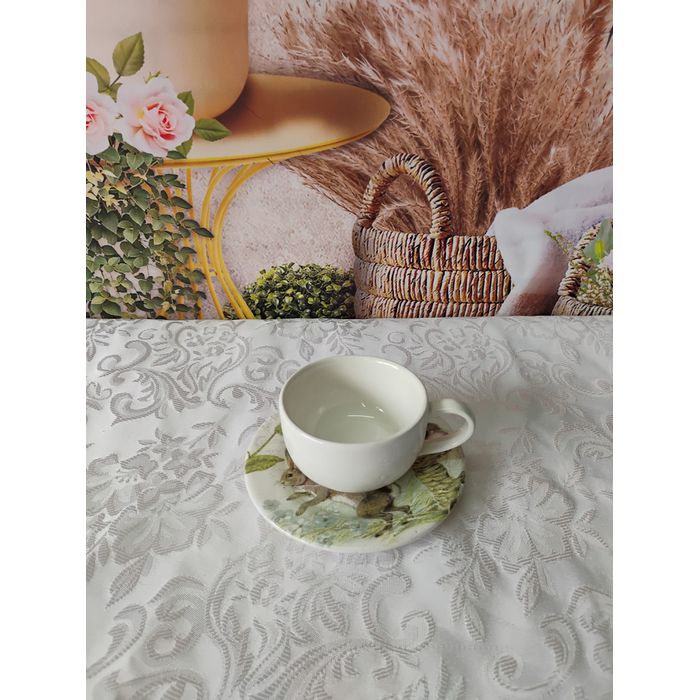 Xícara de Café com Pires Vintage de Páscoa