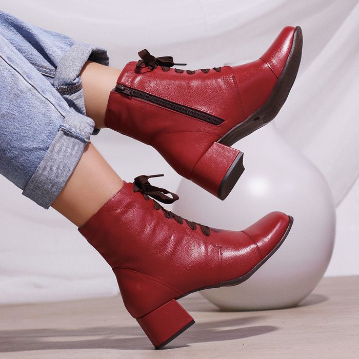 Bota Feminina Couro Bico Quadrado Vermelha - Miami... - Bubblê