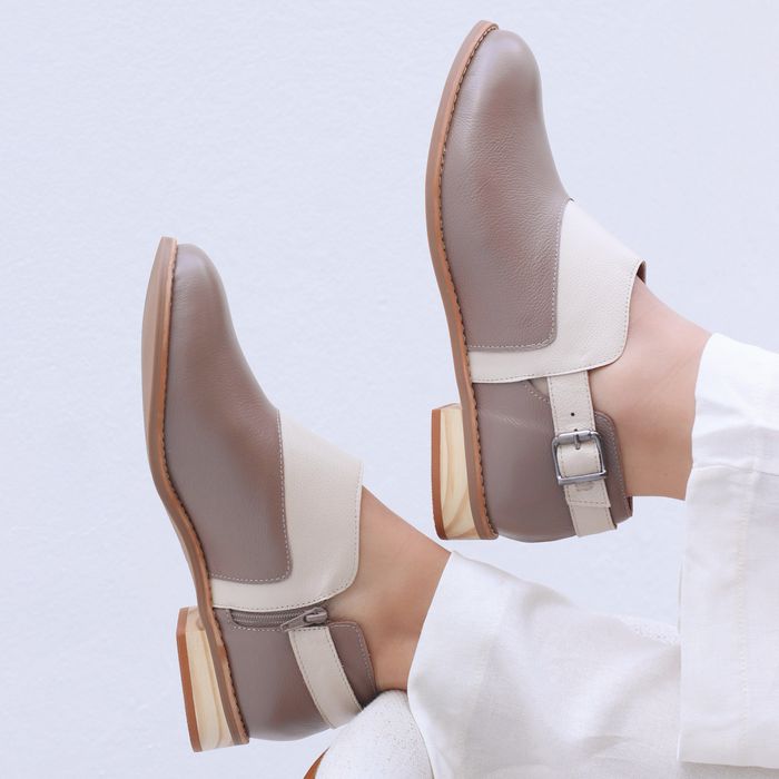 Bota - ACONCHEGO - Amêndoa e Off White - 664.49 - Bubblê