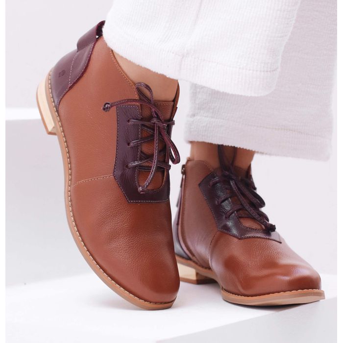 Bota - SINGULAR - Chocolate e Madeira - 664.48 - Bubblê