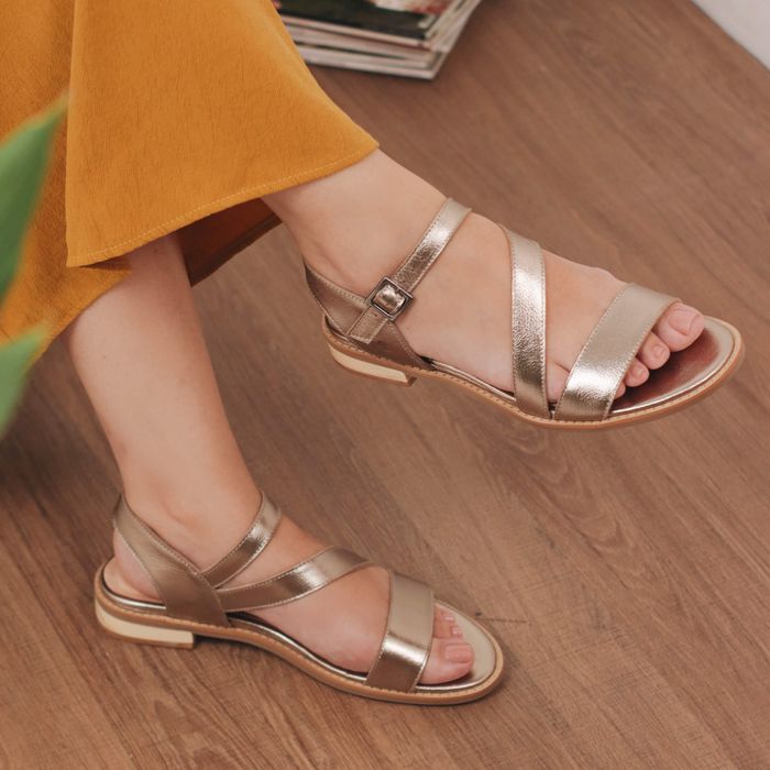 Sandália Rasteira - AFETO - Champagne - 862.09 - Bubblê