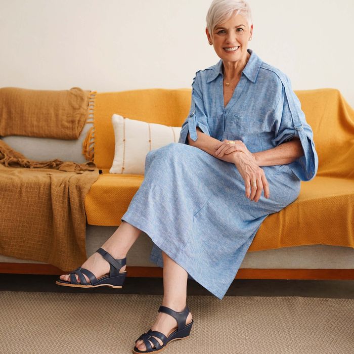 Sandália Anabela Couro Legítimo Azul Anil - MANDAL... - Bubblê