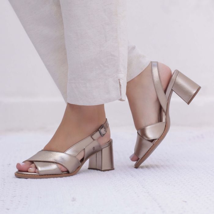 Sandália Tocar- Champagne 177.100 - Bubblê