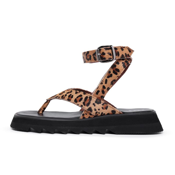 Flatform onça 2025