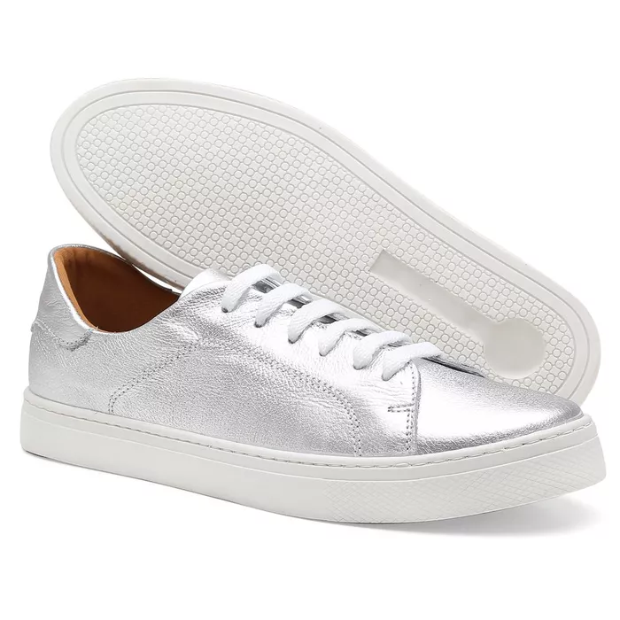 Tênis casual feminino Lívia em Couro Prata - NAYKAZUMI