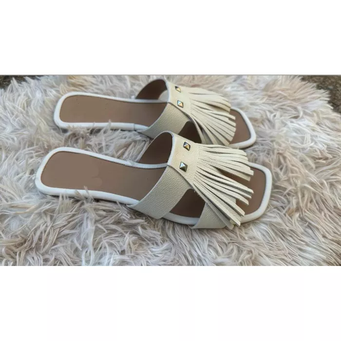 Rasteira Jac Off white - NAYKAZUMI