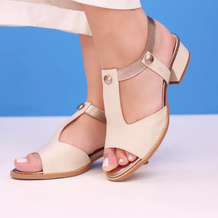 Sandália - ALEGRIA - Off White e Champagne - 965.0... - Bubblê