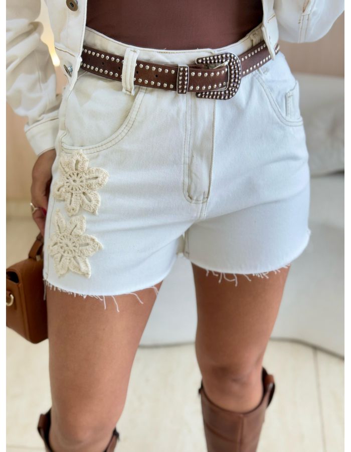 SHORTS JEANS BORDADO OFF - MOOD STORE