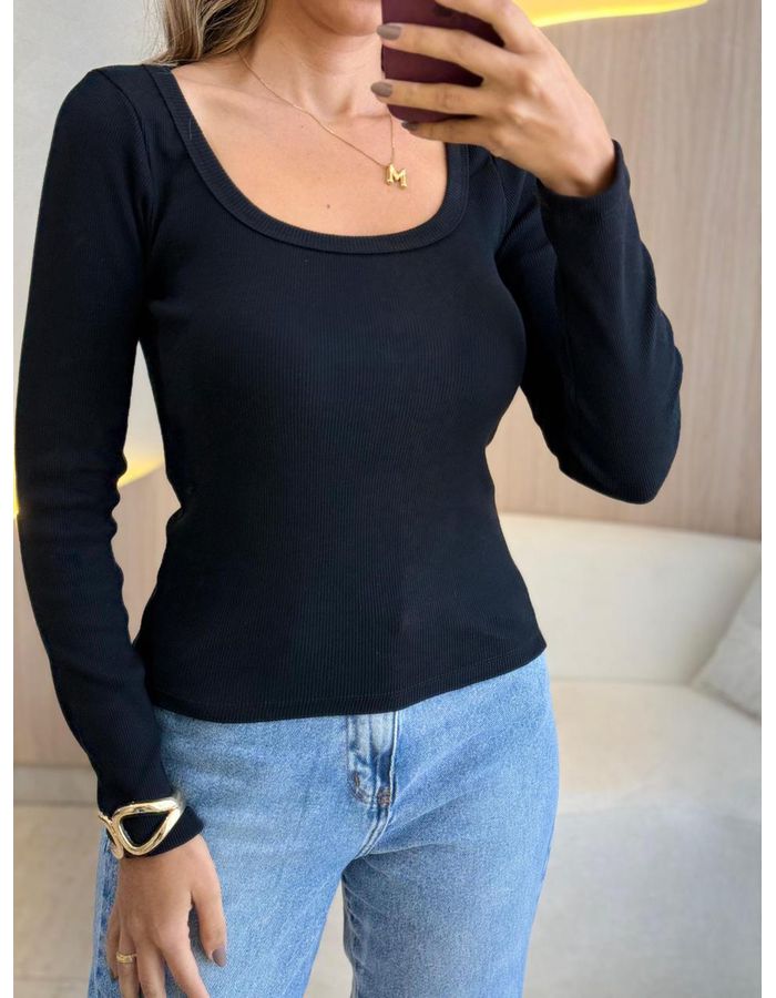 BLUSA CANELADA BIA PRETO - MOOD STORE