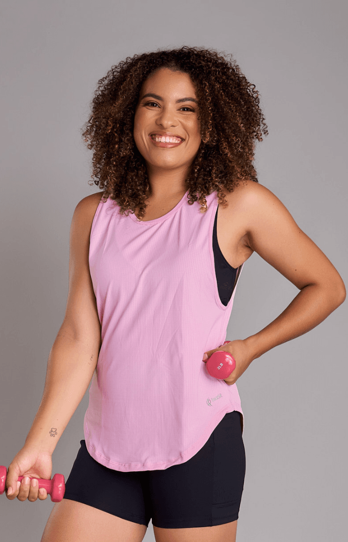 Regata Fitness Alongada Rosa Bebê - Texfit Brasil