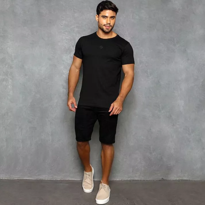 Bermuda Alfaiataria Skinny Slim Preta Risca De Giz... - CHIEREGATO OUTLET