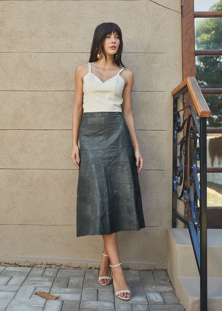 Saia De Couro Pelica Patchwork Feminina Cinza Noite
