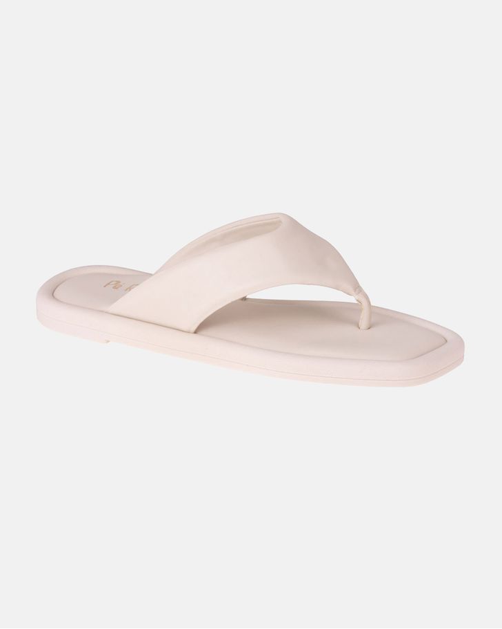 Chinelo Estrelícia - Off White